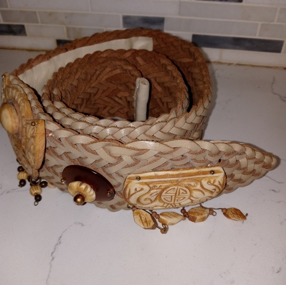 Vintage Waldorf creations Miami Woven Leather Belt w Inca Accent detailing - Picture 3 of 10